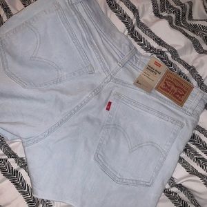 Levi high waisted shorts